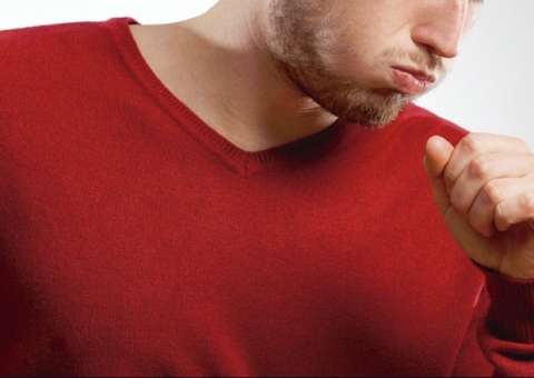 Remédio caseiro para tosse seca tem bons resultados e é simples de fazer 