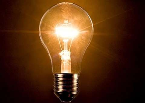 Bandeira tarifária nas contas de energia de agosto será vermelha