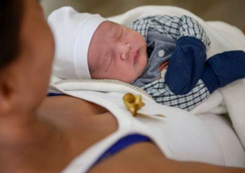 Campanha de incentivo ao aleitamento materno promove programação especial em Manaus