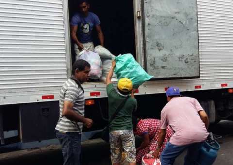 Indígenas Warao abrigados em Manaus recebem doação de eletrodomésticos 