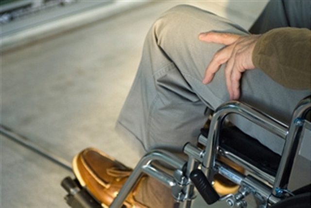 Comissão reduz idade para pessoa com deficiência ser declarada idosa