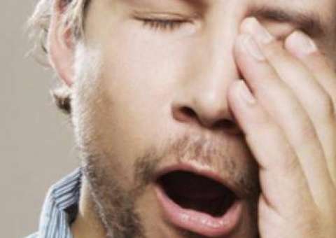 Alimentos com vitaminas específicas ajudam no cansaço, sonolência e depressão. Conheça 