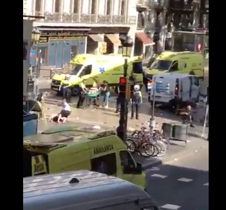 Atentado terrorista em Barcelona deixa mortos e feridos
