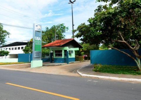 UEA promove I Simpósio de História das Religiões em Parintins 