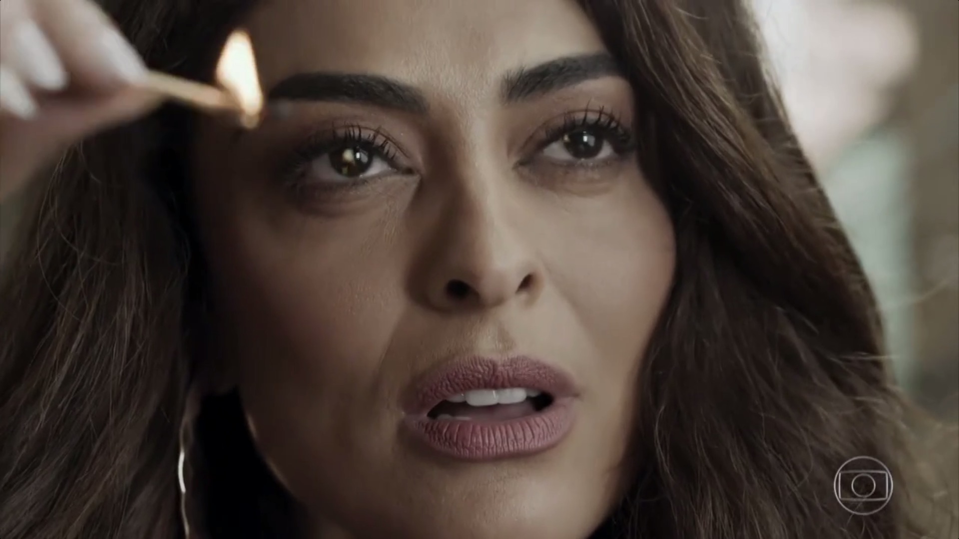 Barraco de Bibi com amante de Rubinho em 'A Força do Querer' bomba na web