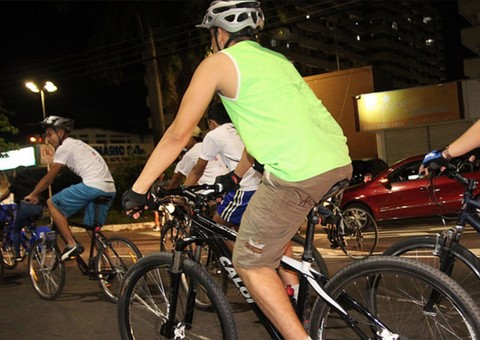 Passeio ciclístico reúne quase 400 pessoas em Manaus 