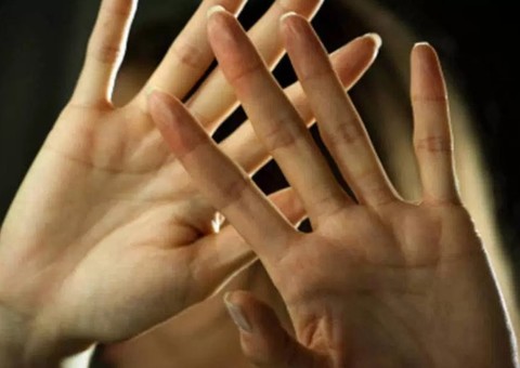 Ambulante é acusado de estupro após ejacular em mulher grávida 