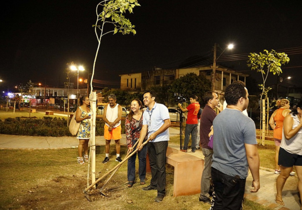 Jardim Oriente ganha árvores e mudas ornamentais em Manaus 
