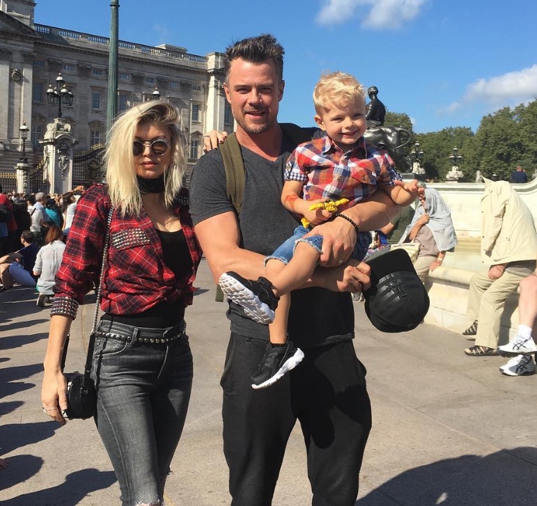 Fergie quebra silêncio sobre fim do casamento com Josh Duhamel