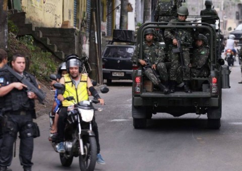 Após dia de tiroteios, Rocinha tem manhã de aparente tranquilidade