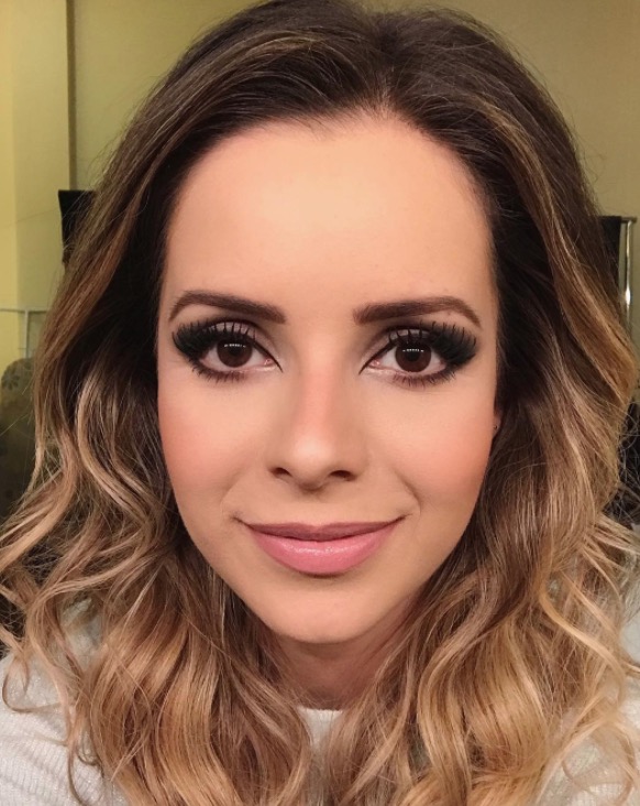  Sandy fala sobre Theo e diz que não quer que filho passe pelo mesmo que ela