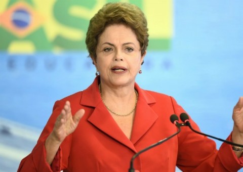 TCU bloqueia bens de Dilma, Palocci e Gabrielli por compra de Pasadena