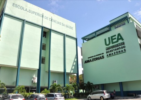 UEA apresenta novo sistema de autoatendimento em biblioteca de Manaus 