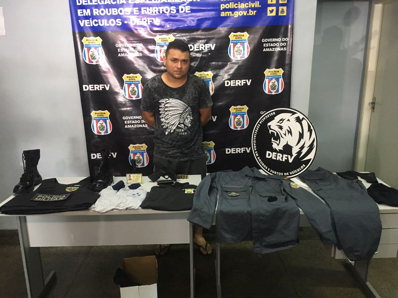 Falso PM é preso suspeito de roubar carros em Manaus