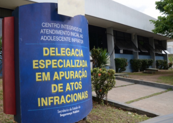 Adolescente é apreendido suspeito de estuprar e roubar a própria tia em Manaus