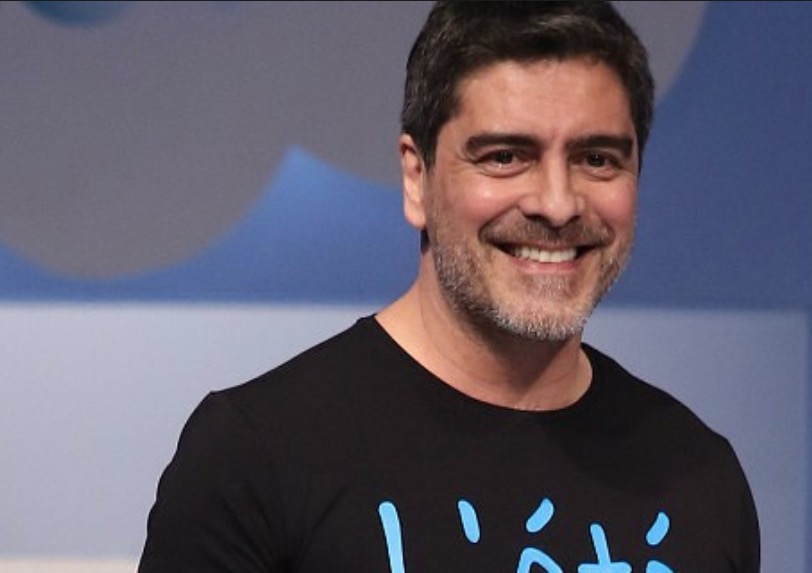 Namorado de Xuxa acha Bíblia difícil e desiste de estudar Apocalipse