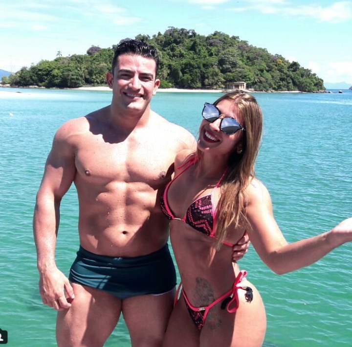 Ex-BBB Priscila Pires revela que noivo pediu 'peitões de silicone' de presente de aniversário