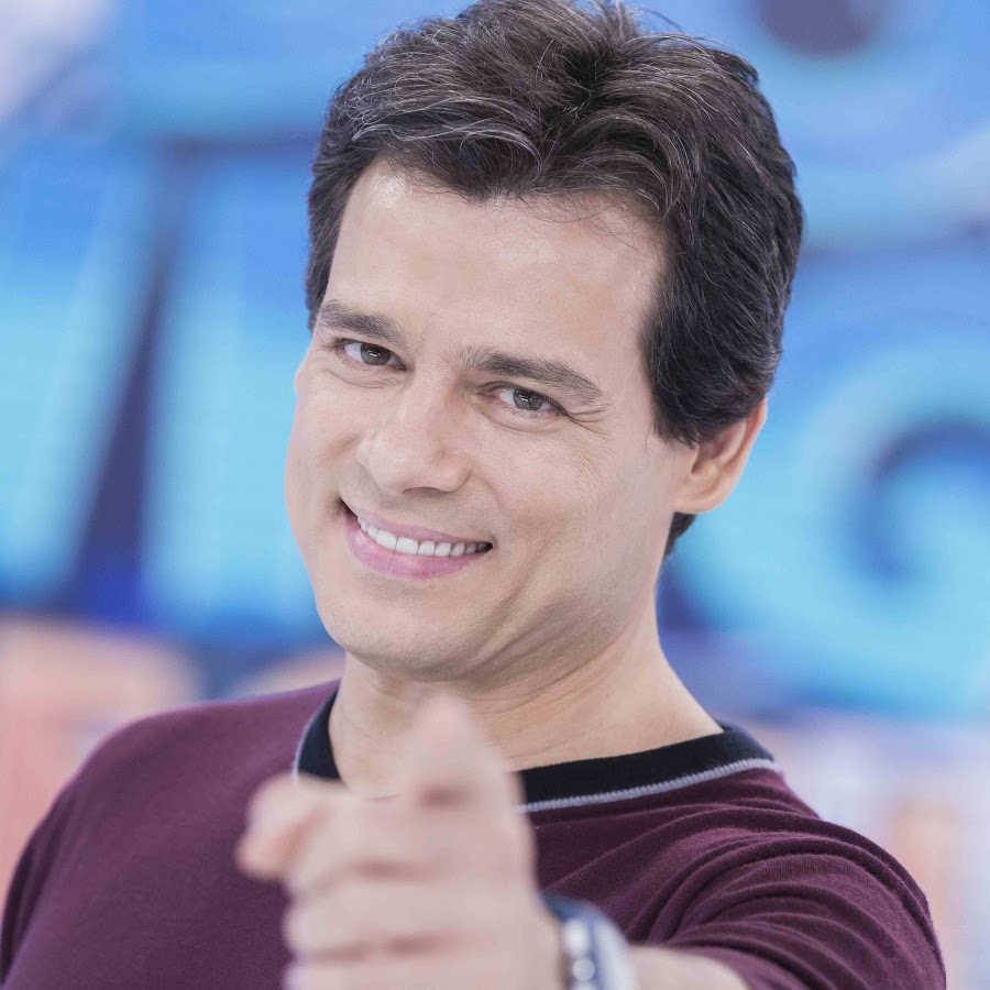 Celso Portiolli surpreende com vídeo raro sem camisa e enlouquece seguidoras