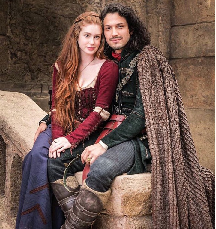 Galã da Globo, Rômulo Estrela é golpeado com espada durante gravação