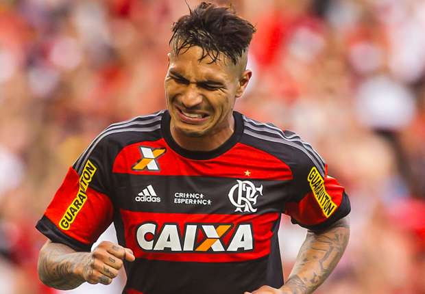 Fifa decide suspender Guerrero por um ano e situação de jogador complica