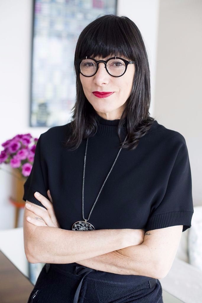 Andrea Bisker realiza palestra em comemoração ao Dia do Arquiteto