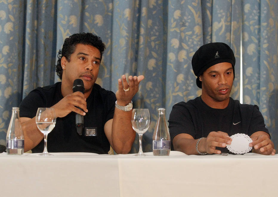 Irmão de Ronaldinho sofre enfarte e é internado às pressas