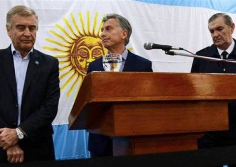 Argentina demite comandante da Marinha por tragédia com submarino 