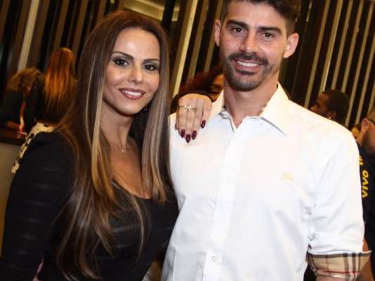 Radamés quebra silêncio sobre suposta traição a Viviane Araújo