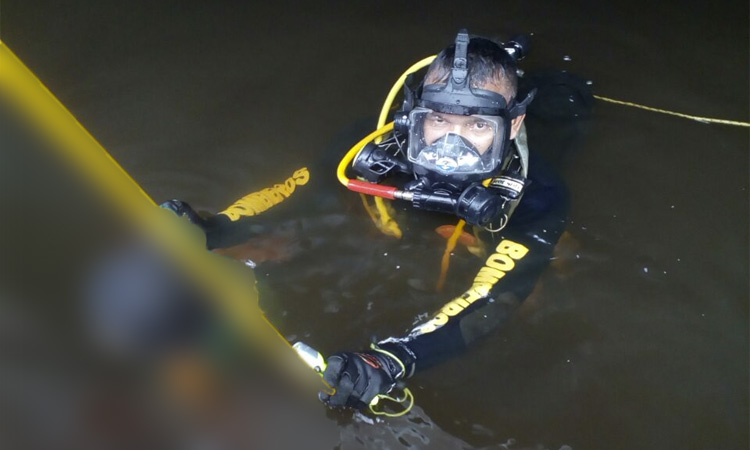 Carregador despenca de balsa e morre afogado em porto de Manaus