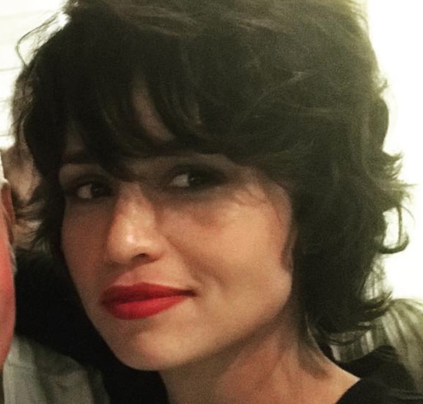 Nanda Costa radicaliza no visual e aparece com cabelo Joãozinho