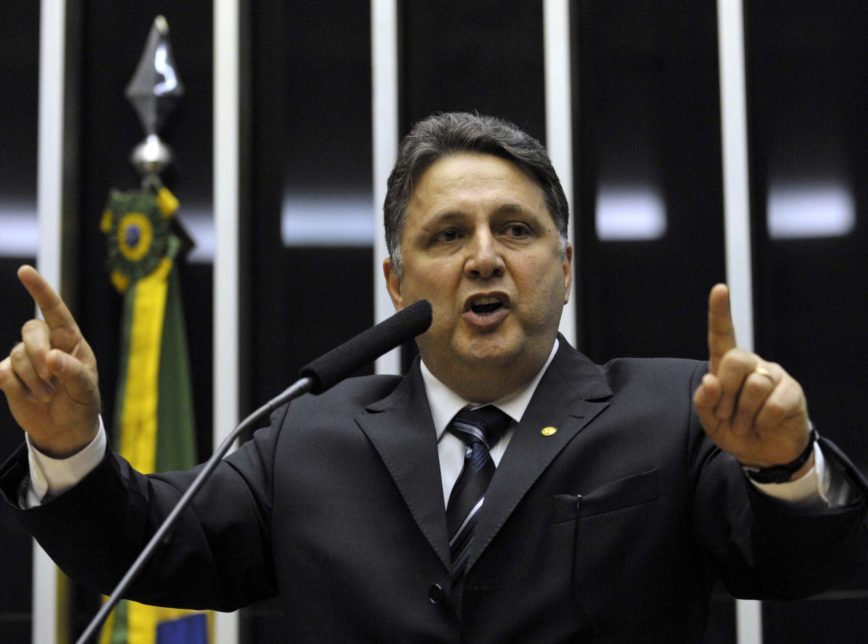 Garotinho deixa PR e diz que partido virou ‘sucursal do governo Temer’