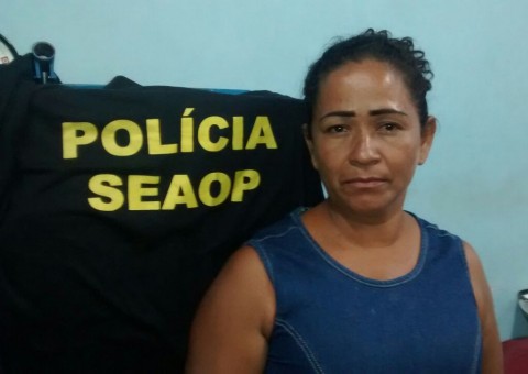 Mulheres são presas com de 30 trouxinhas de drogas na Manaus Moderna