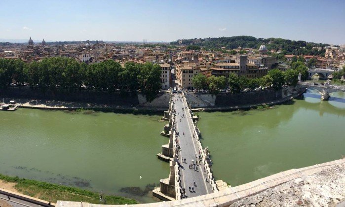 Brasileiro morre durante viagem de lua de mel à Itália