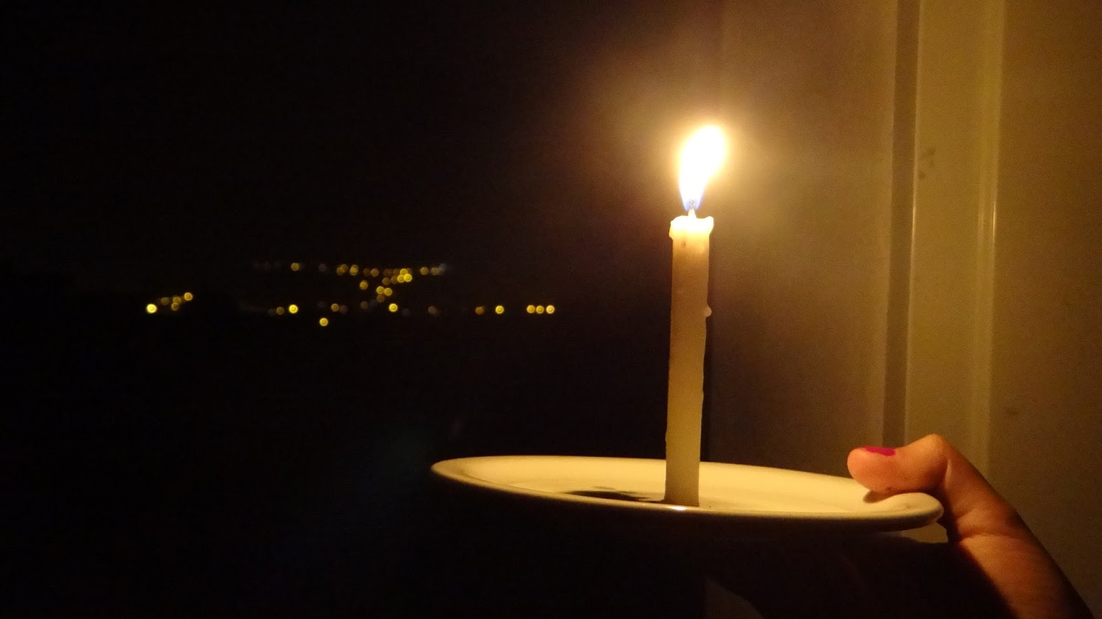 Em Manaus, moradores denunciam descaso com fornecimento de energia