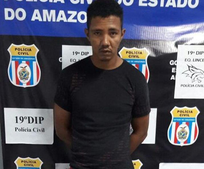 'Cara de Porco' é preso com trouxinhas de drogas e colete balístico em Manaus