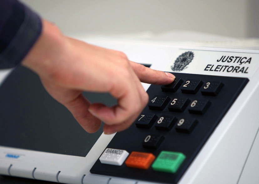 Mais de 10 mil eleitores votam nesse domingo para escolher novo prefeito no Amazonas