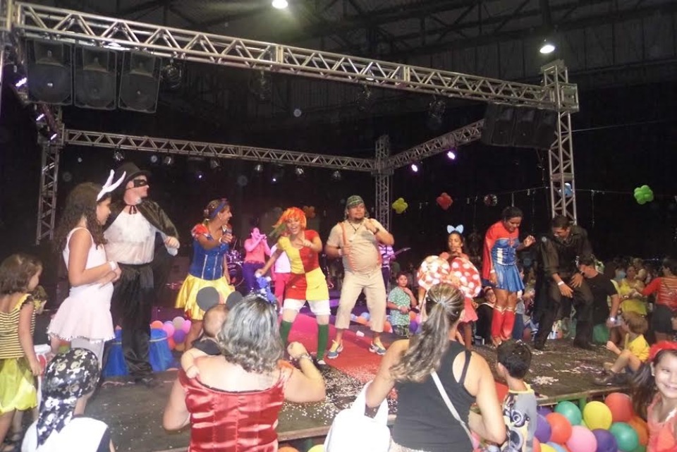 Baile Infantil do Sesc tem programação para toda a família nesta sexta