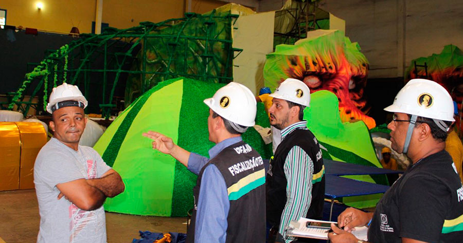 Escolas de Samba podem não desfilar após fiscalização encontrar irregularidade