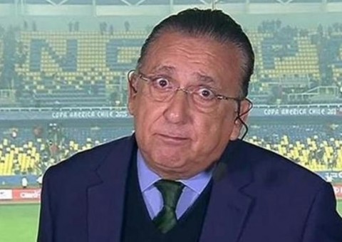  Galvão Bueno vira piada na internet depois de 'dormir' em gol do PSG