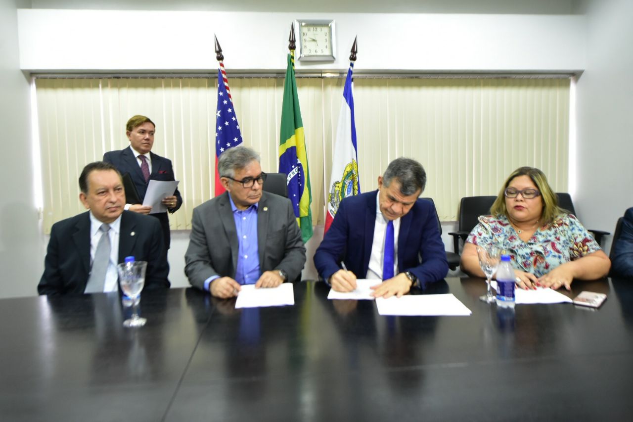 Medida facilita emissão de documentos a crianças e adolescentes marginalizadas no Amazonas