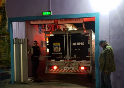 Homem é assassinado com 9 tiros em motel de Manaus