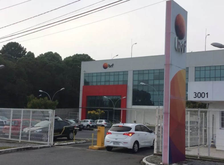 PF cumpre 11 mandados de prisão em nova fase da Operação Carne Fraca 