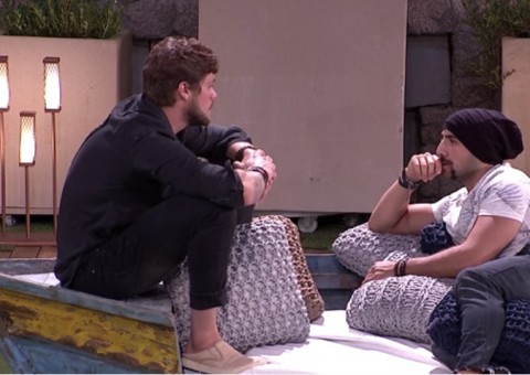 BBB18: Sem citar nome, Breno diz que Patrícia é “coringa” e abre os olhos de Kaysar