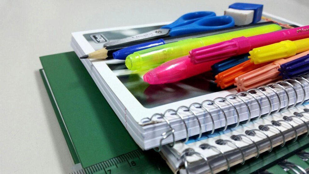 Mais de 300 kits gratuitos com material escolar serão distribuídos em Manaus