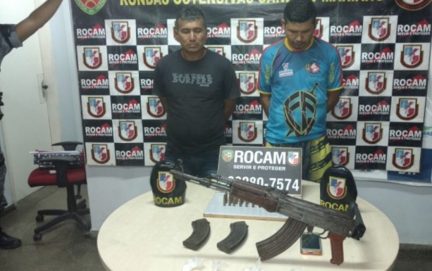 Polícia apreende fuzil AK-47 e mais de 30 munições dentro de casa em Manaus