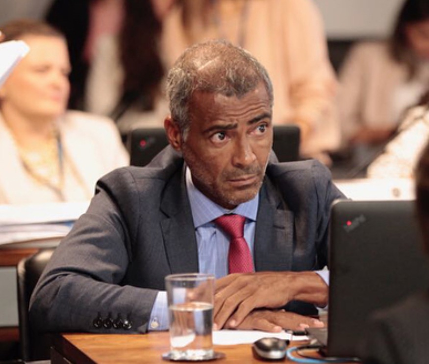 Demolição de casa de Romário na Barra da Tijuca é autorizada 