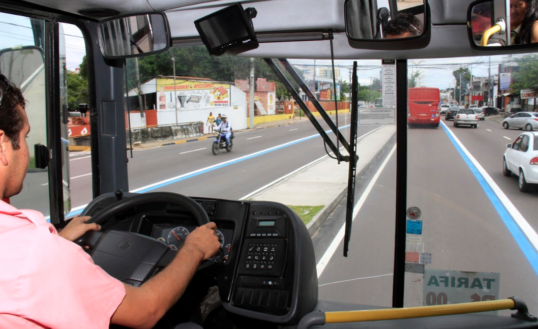 Obras da Manaus Ambiental alteram rotas de ônibus 