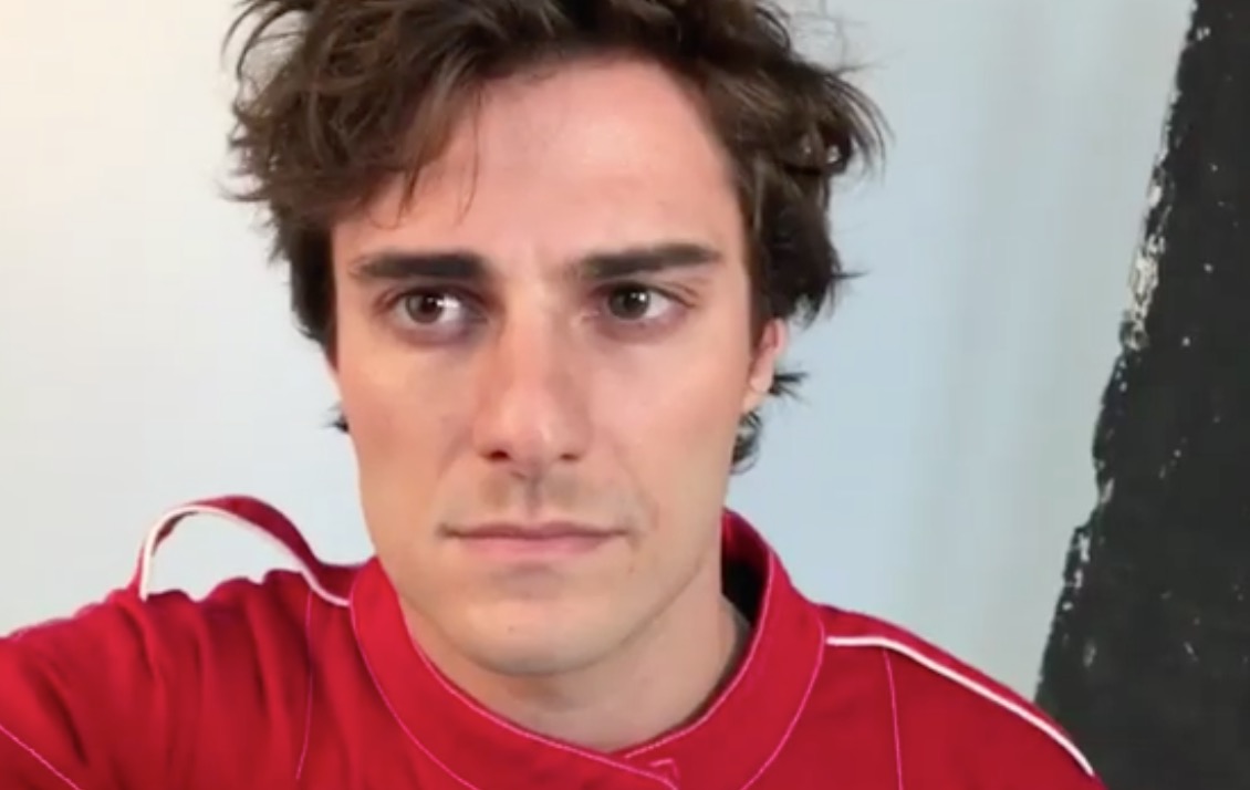 Primo de William Bonner corrige repórter e revela que está namorando ator