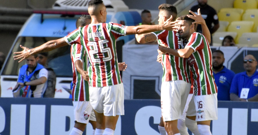 Fluminense vence o Botafogo e conquista Taça Rio