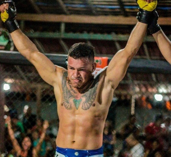 Dois homens são presos suspeitos de participarem da morte de lutador de MMA